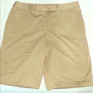 Like New Jones New York bermuda shorts sz 10